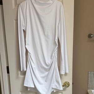 Chic White Long Sleeve Mini Dress